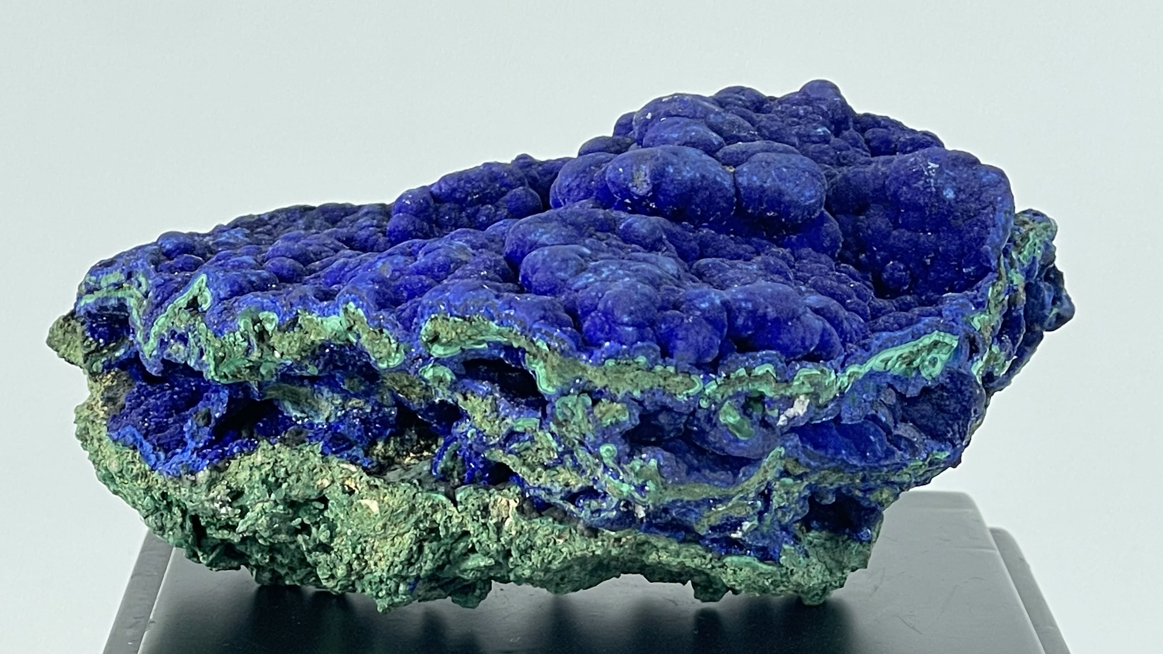 Коллекционные минералы и кристаллы